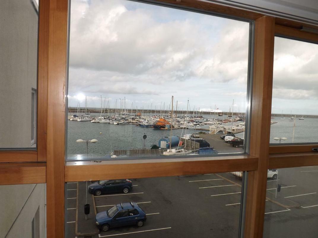 Ynys Lawd, Holyhead Marina Apartment Luaran gambar