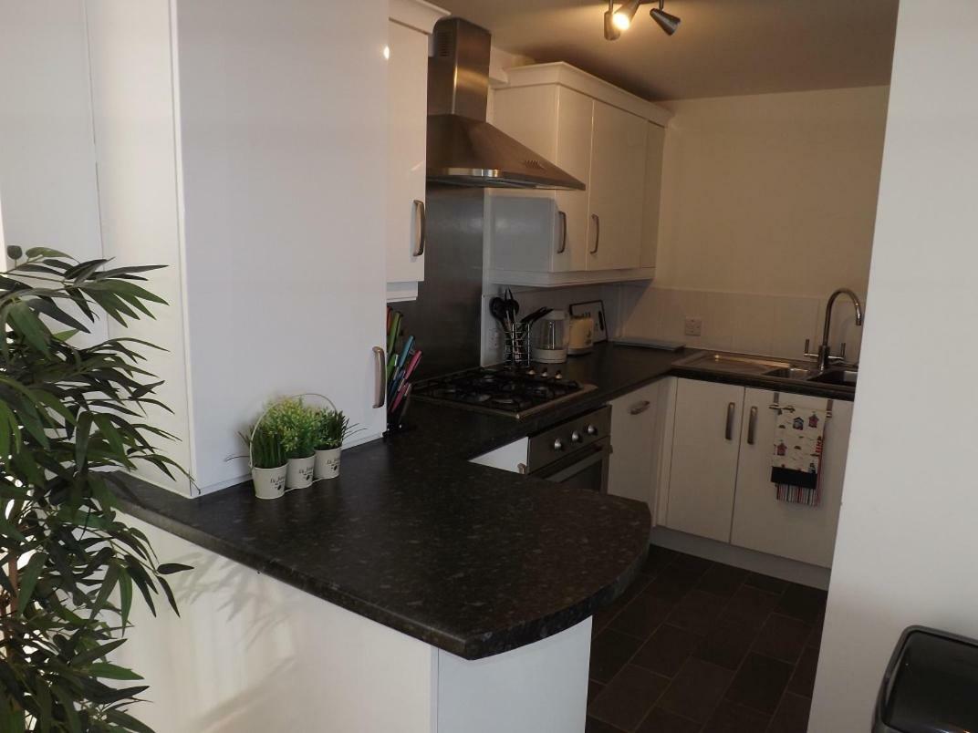 Ynys Lawd, Holyhead Marina Apartment Luaran gambar