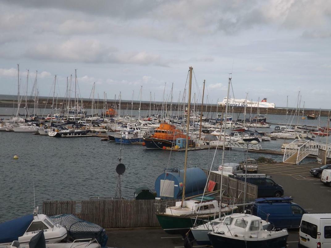 Ynys Lawd, Holyhead Marina Apartment Luaran gambar